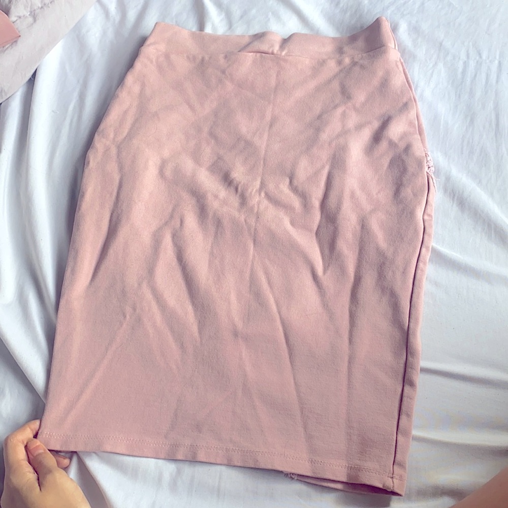 Pretty Blush pink pencil skirt